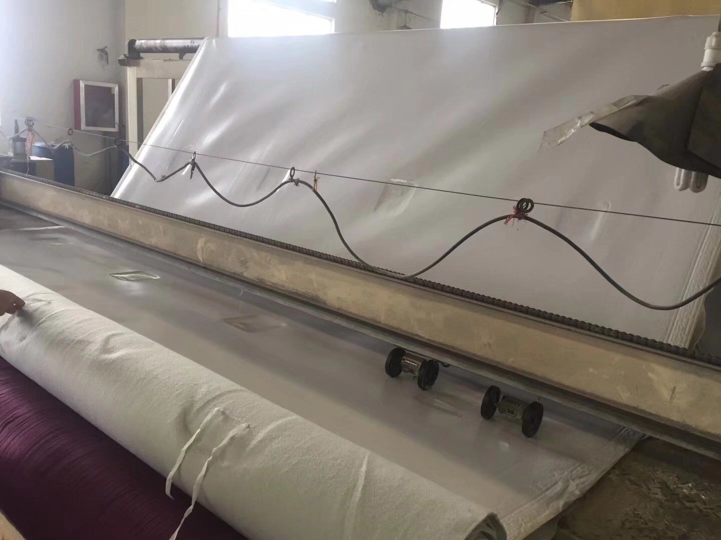 防水板鋪設(shè)及焊接要求