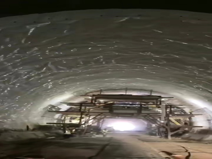 隧道排水板貴嗎？