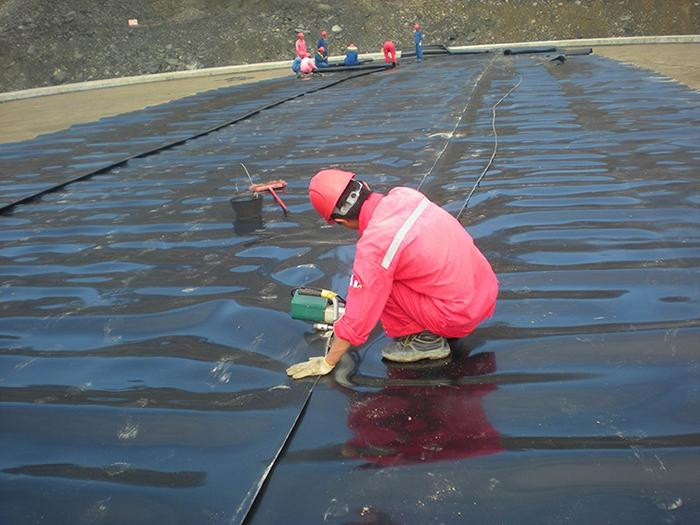 河道防滲土工膜施工流程